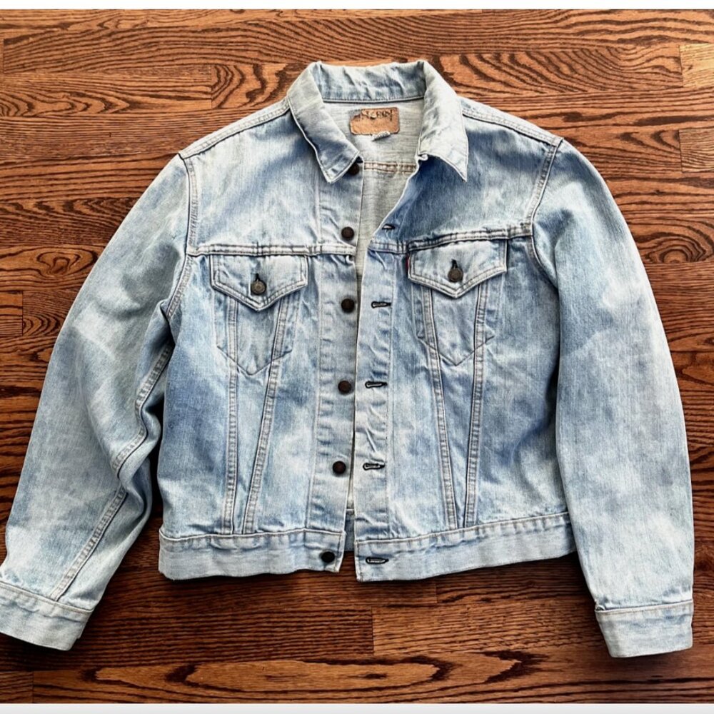 Vintage Levis Type 3 III Big E Trucker Work Jacket Light Wash Denim Made In USA